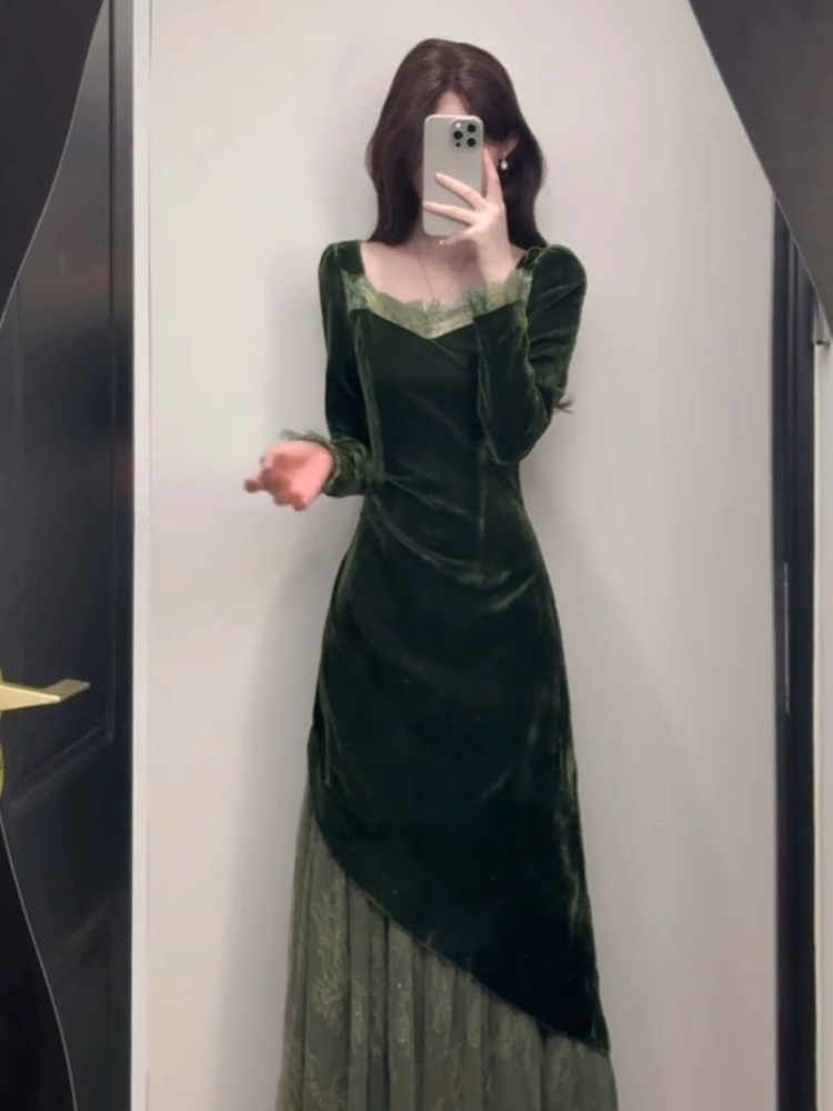 French Vintage Elegant Velvet  - French Vintage Floral Midi Dress recension och pris